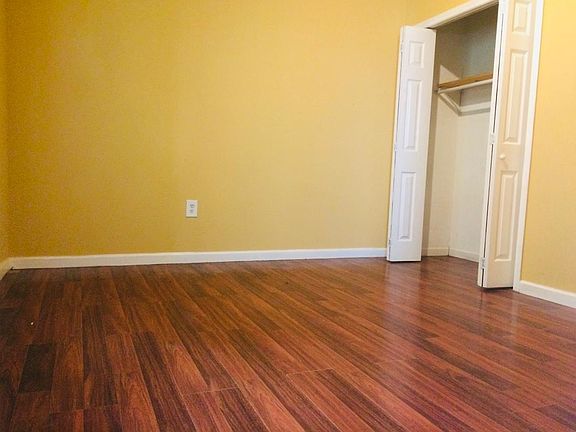 3rd image of 2114 Simon Bolivar Ave
