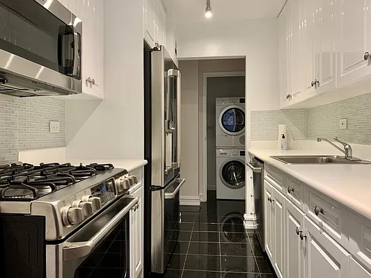 Rented by Corcoran | media 7