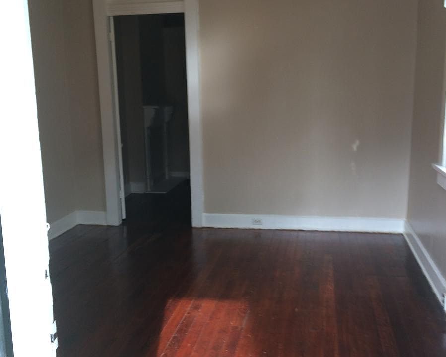 1st image of 1726 Dante St