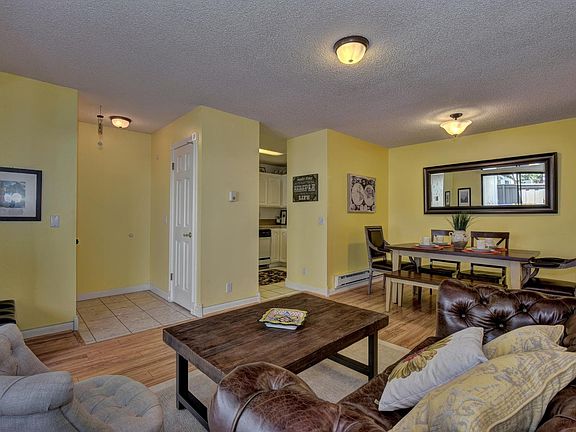 5th image of 1055 N Capitol Ave APT 59