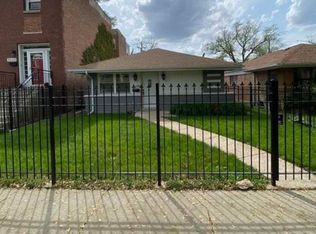 7029 S Woodlawn Ave, Chicago, IL 60637
