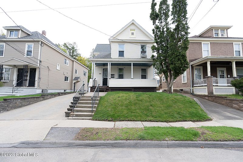 2nd image of 109 1st Street
