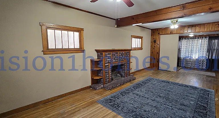 718 W Murphy St — Photo 15