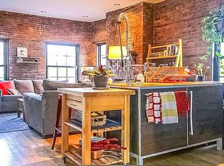 272 Leonard St #3R, Brooklyn, NY 11211