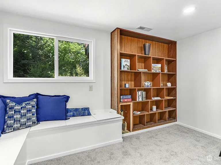 11423 38th Dr SE — Photo 20