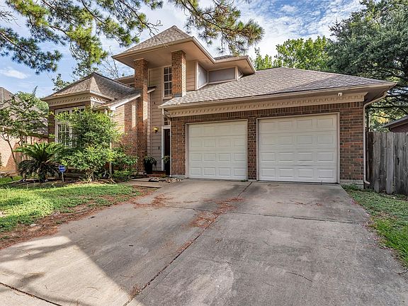 2nd image of 7543 Basswood Forest Ct