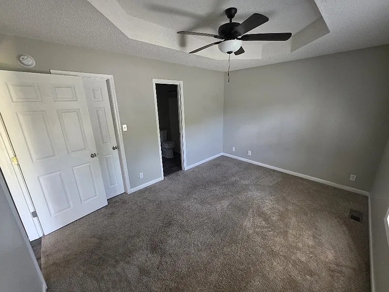 105 Monarch Ln — Photo 9