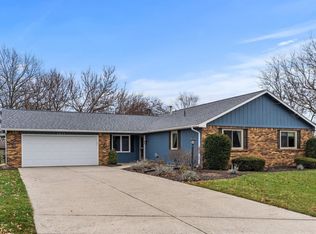 9011 Sea Wind Pl, Fort Wayne, IN 46804