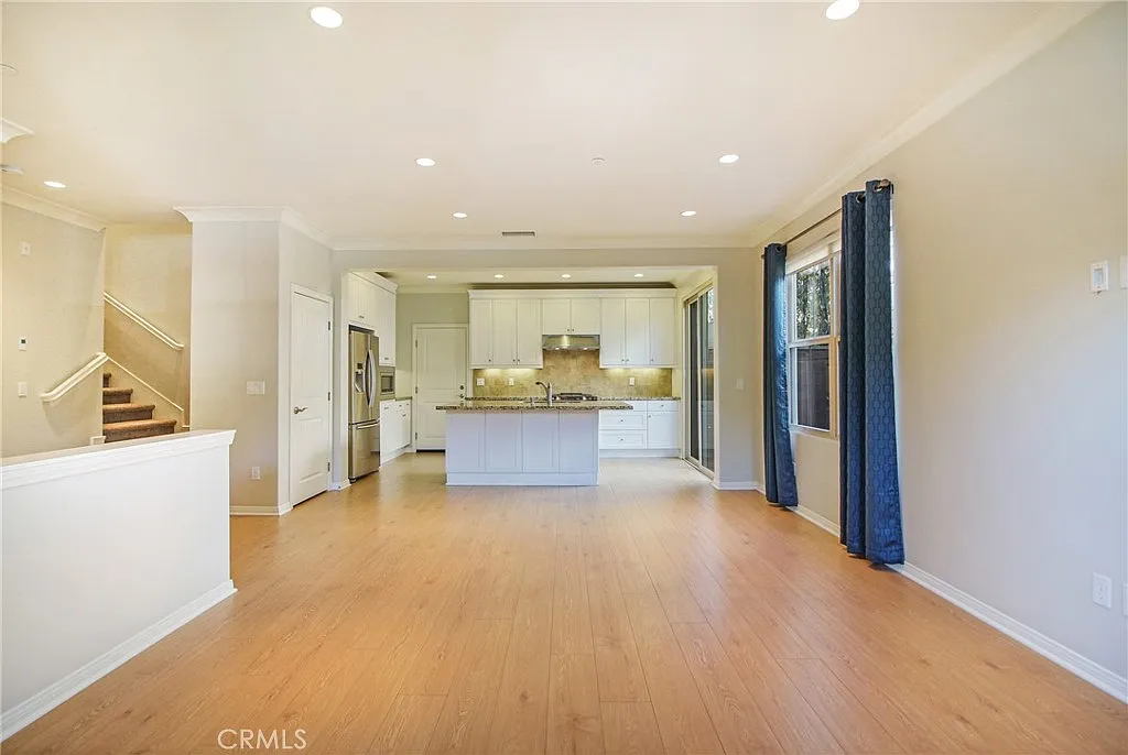 3 bed, 1614 sqft, $4,500 — Photo 2