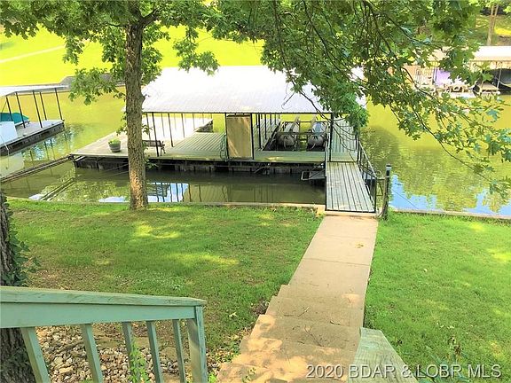 2nd image of 32389 Holligon Dr