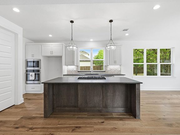 3rd image of 216 Village Way