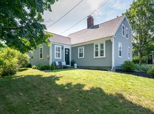 18 Pond St, Hingham, MA 02043