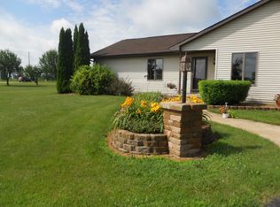 5725 County Road A, Oshkosh, WI 54901