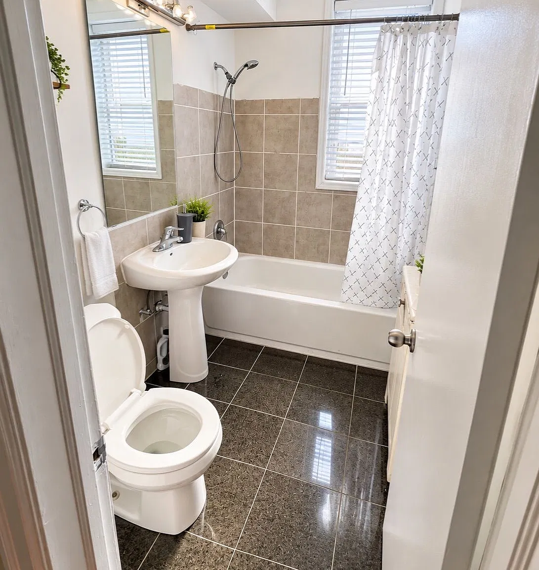 1 bed, $1,700 — Photo 3