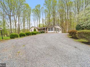 7214 Ridgemont Ln, The Plains, VA 20198