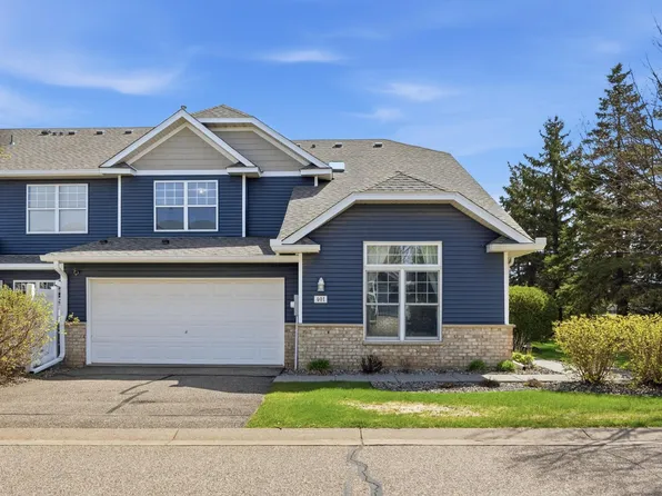 401 Hickory Ln N, Oakdale, MN 55128