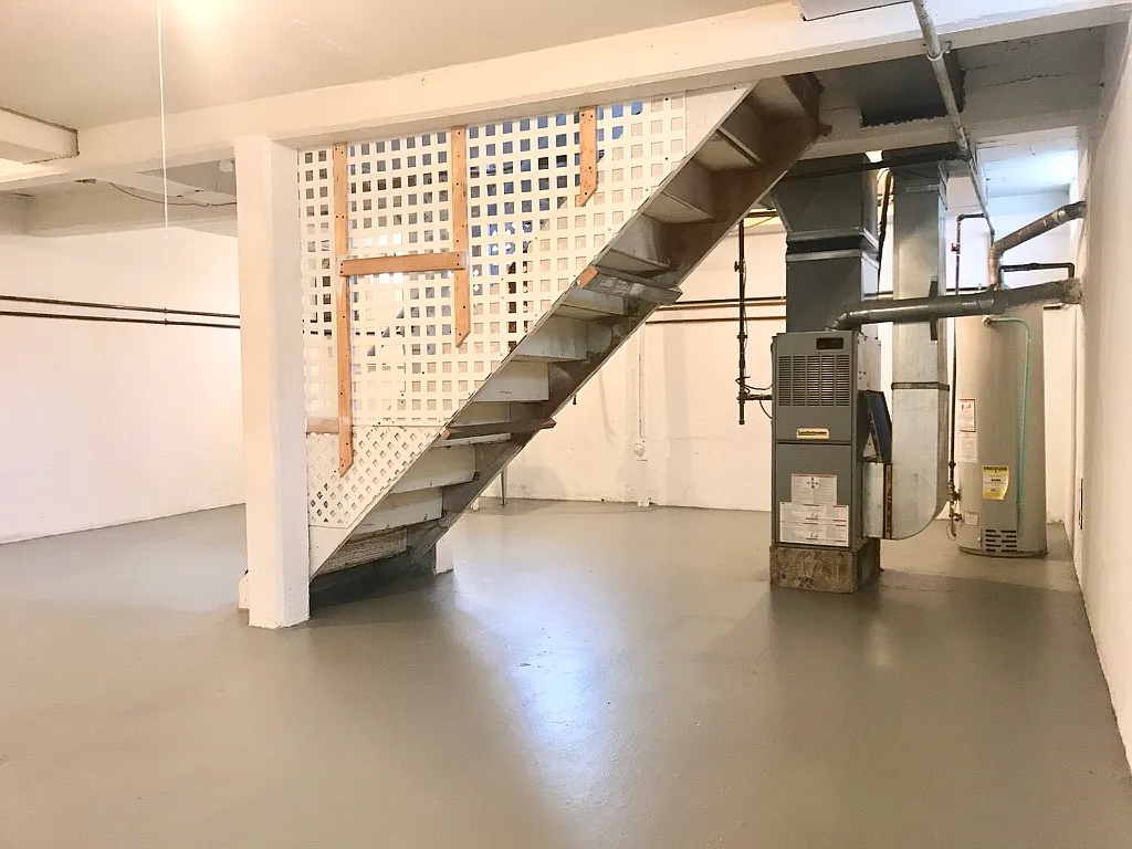 2 bed, 850 sqft, $1,400 — Photo 4