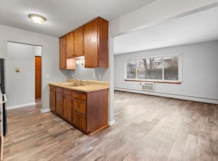 848 Dodd Rd #4, Saint Paul, MN 55118