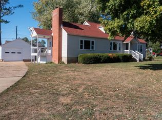 300 Lincoln Dr, Fredericktown, MO 63645