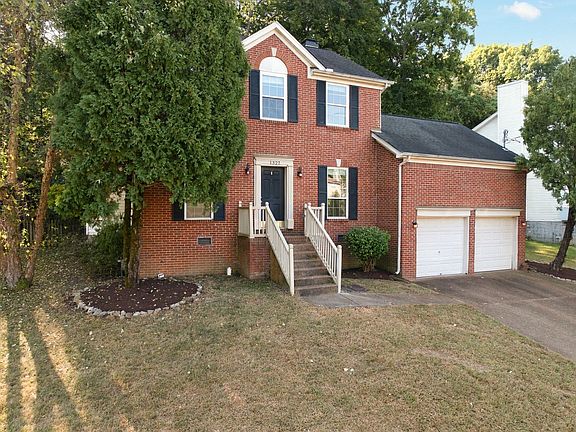 2nd image of 1327 Georgetown Dr