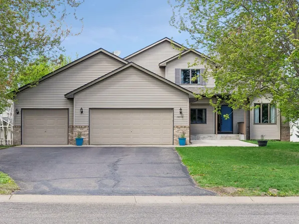 10916 Timberline Dr N, Champlin, MN 55316