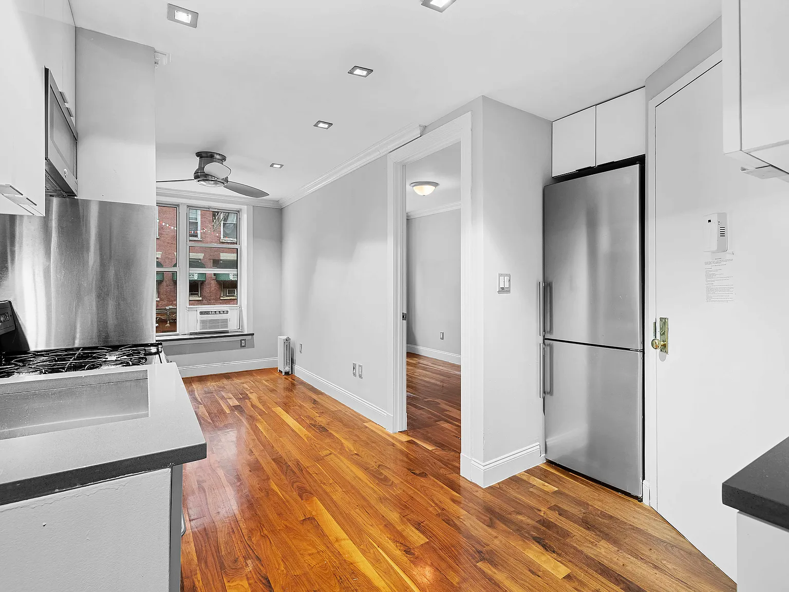 120 Mulberry Street — Photo 2