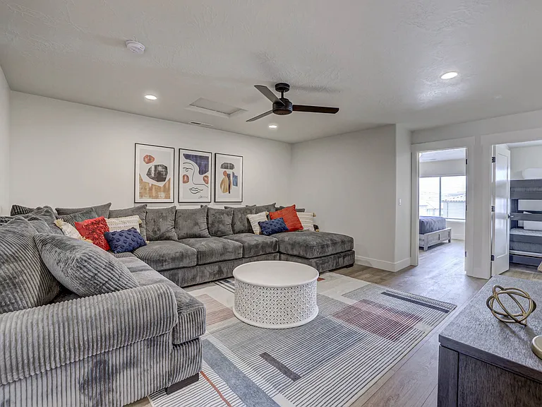 1311 E Vista Roja Pl — Photo 8