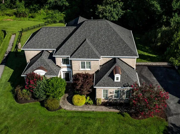 18634 Woodgate Pl, Olney, MD 20832