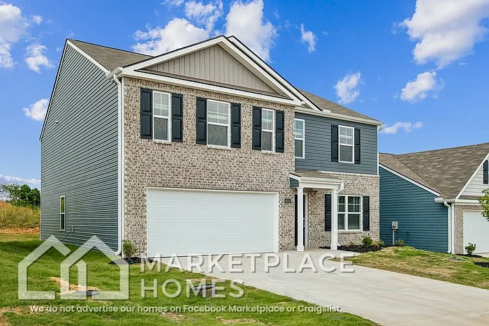 4033 Billie Ln NE — Photo 3
