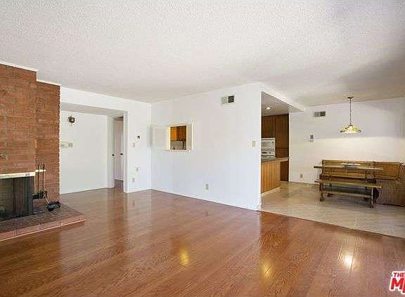 5th image of 15325 S Menlo Ave