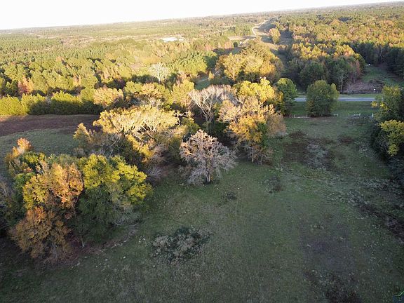 4th image of 2856 County Road 238 E
