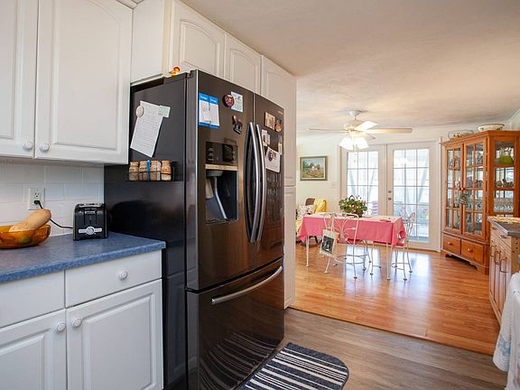 2nd image of 5644 Regency Blvd #170