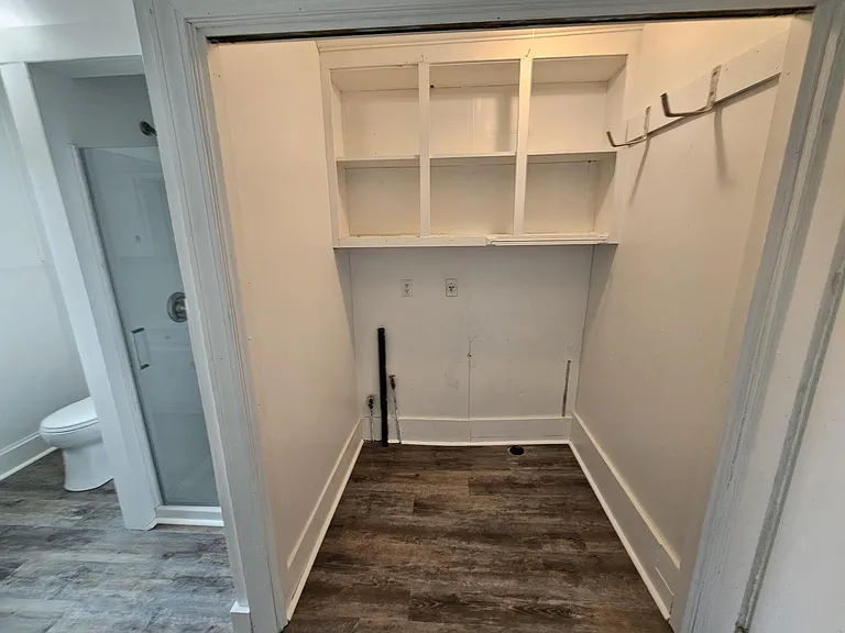 Washer Dryer hook ups