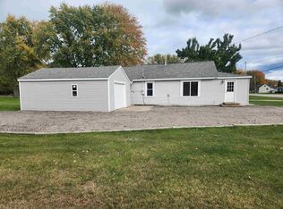 3179 Lauria Rd, Bay City, MI 48706
