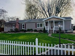 1006 N Main Ave, Wyoming, IL 61491