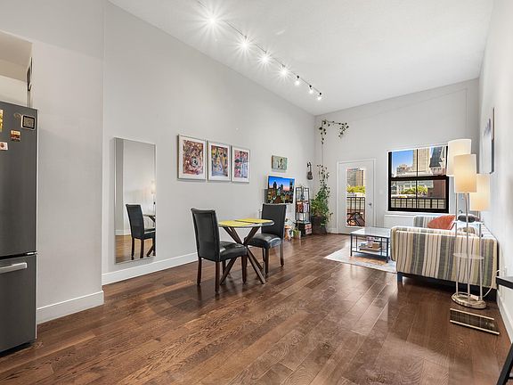 5th image of 1 Greene St APT 511