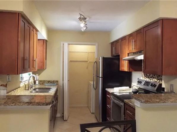833 RIVERSIDE Drive #824, Coral Springs, FL 33071