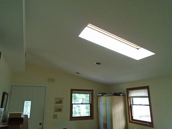 3rd image of 1923 N Mozart St #2
