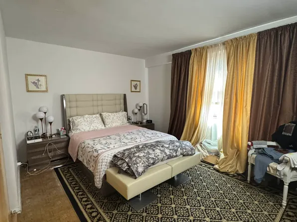 464 Neptune Avenue image 7 of 8