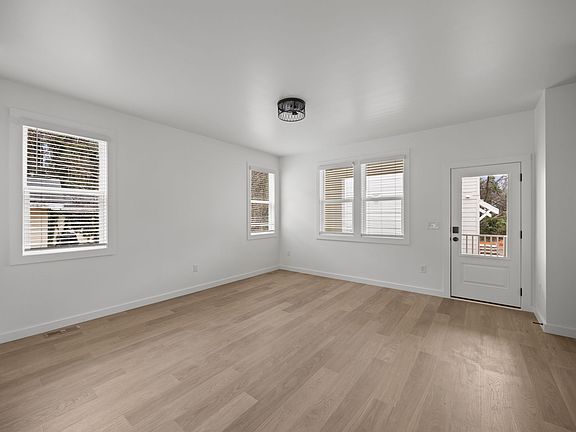 5th image of 2813 Wilcox Pl