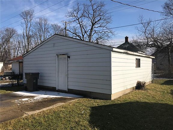 5th image of 3331 Graceland Ave