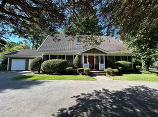 2 Pat Dr, Danvers, MA 01923