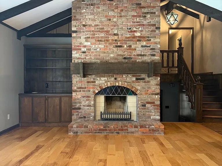 1101 Silverwood Cv — Photo 12