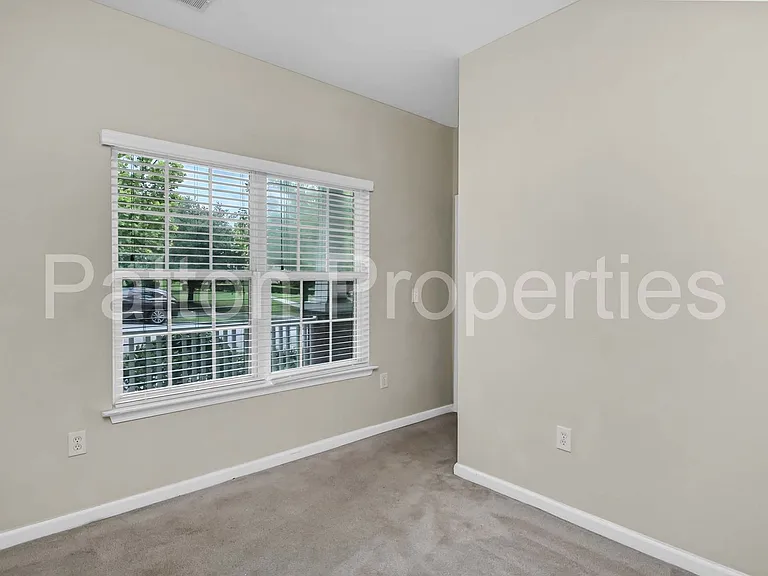 429 S Pickens St — Photo 15