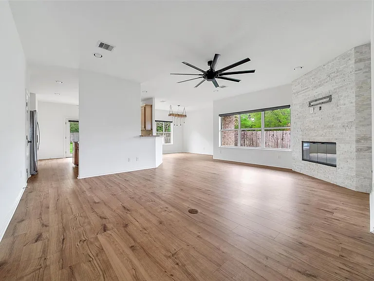15575 Kitty Hawk Dr — Photo 13