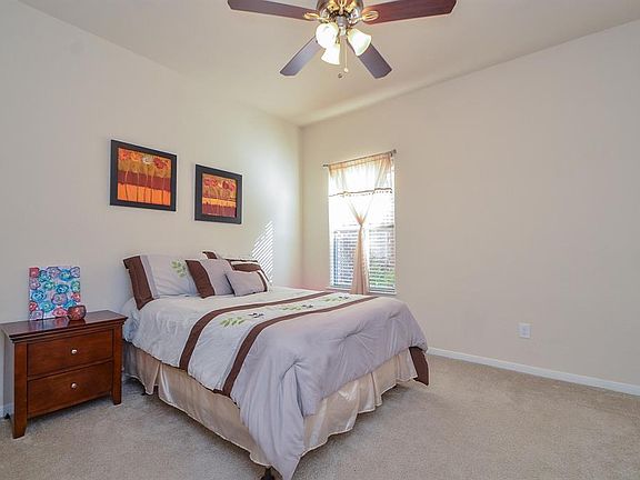 4th image of 25310 Lisburn Dr