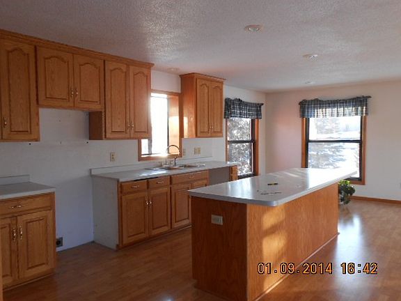 3rd image of 7839 Cabana Cir