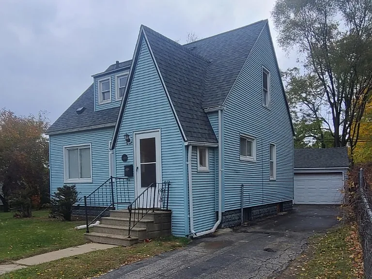 4411 Red Arrow Rd — Photo 2