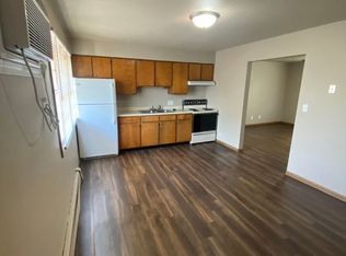 603 E 3rd St S #3, Newton, IA 50208