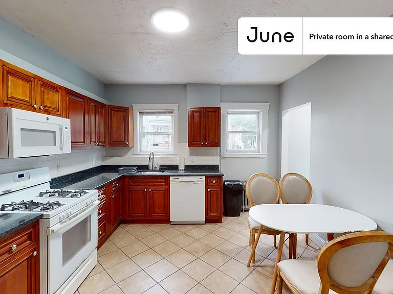 11 Islington St #A — Photo 11
